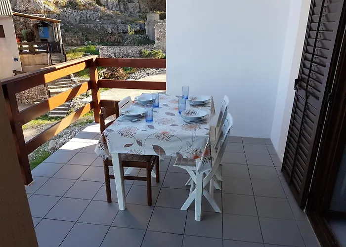 By The Sea Cove Koromasna, - 15166 * Žirje